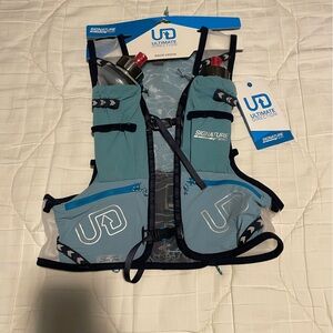 Ultimate direction hydration vest